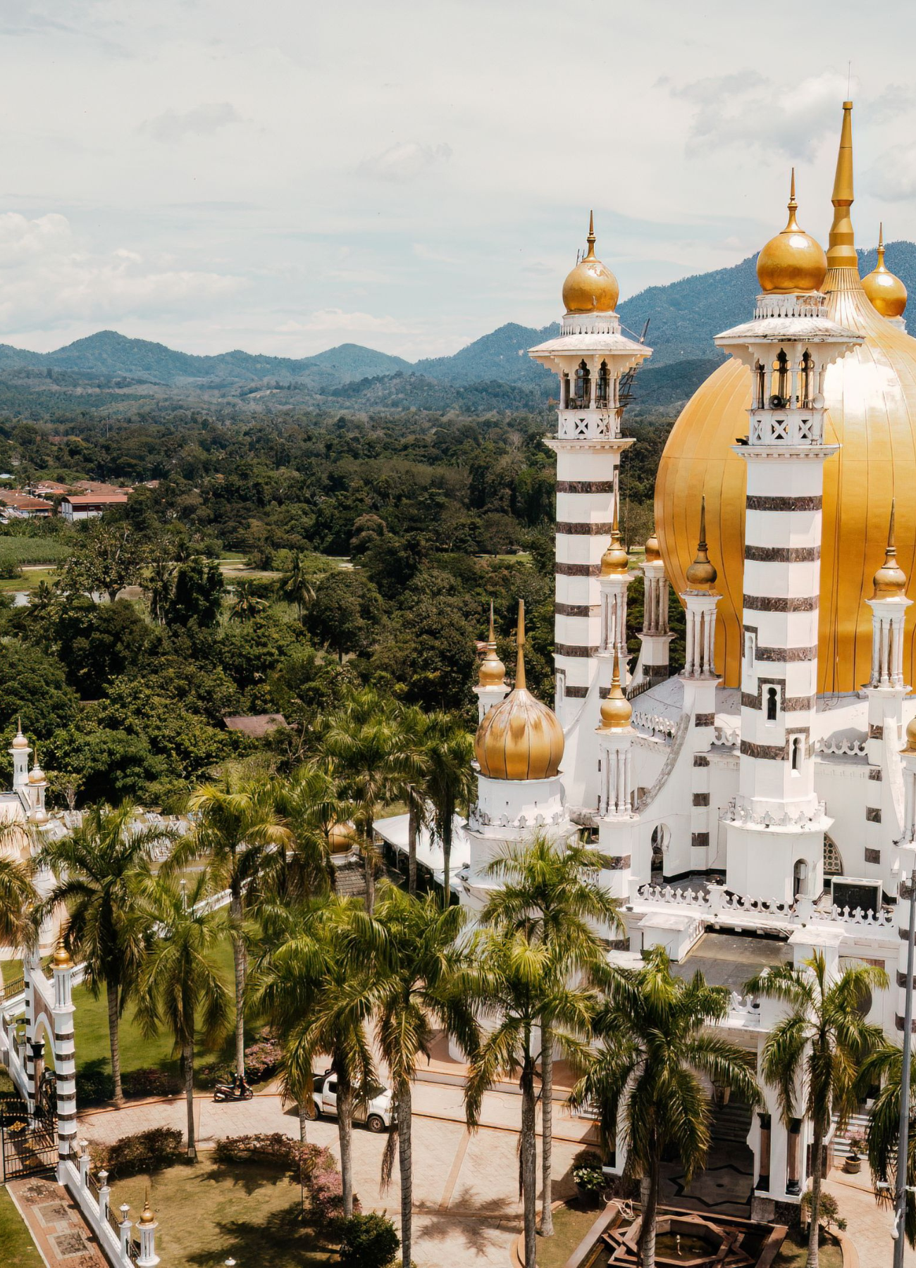 7 Days Kuala Lumpur – Luxury City & Private Villa Retreat - Trip Code -1021-MAL-SAF25